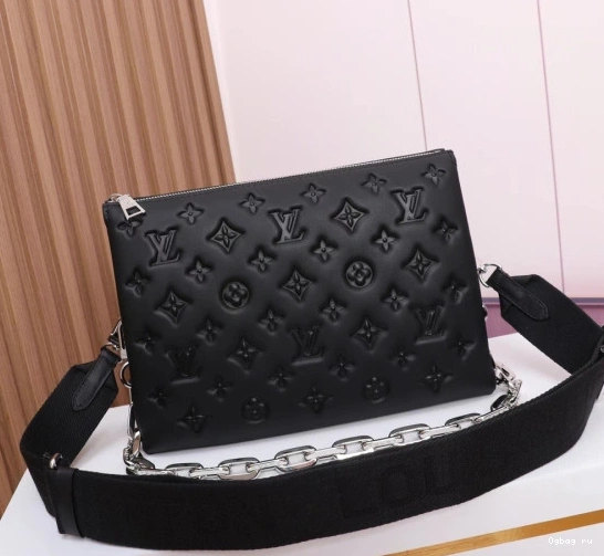 PM COUSSIN LOUIS VUITTON 0820